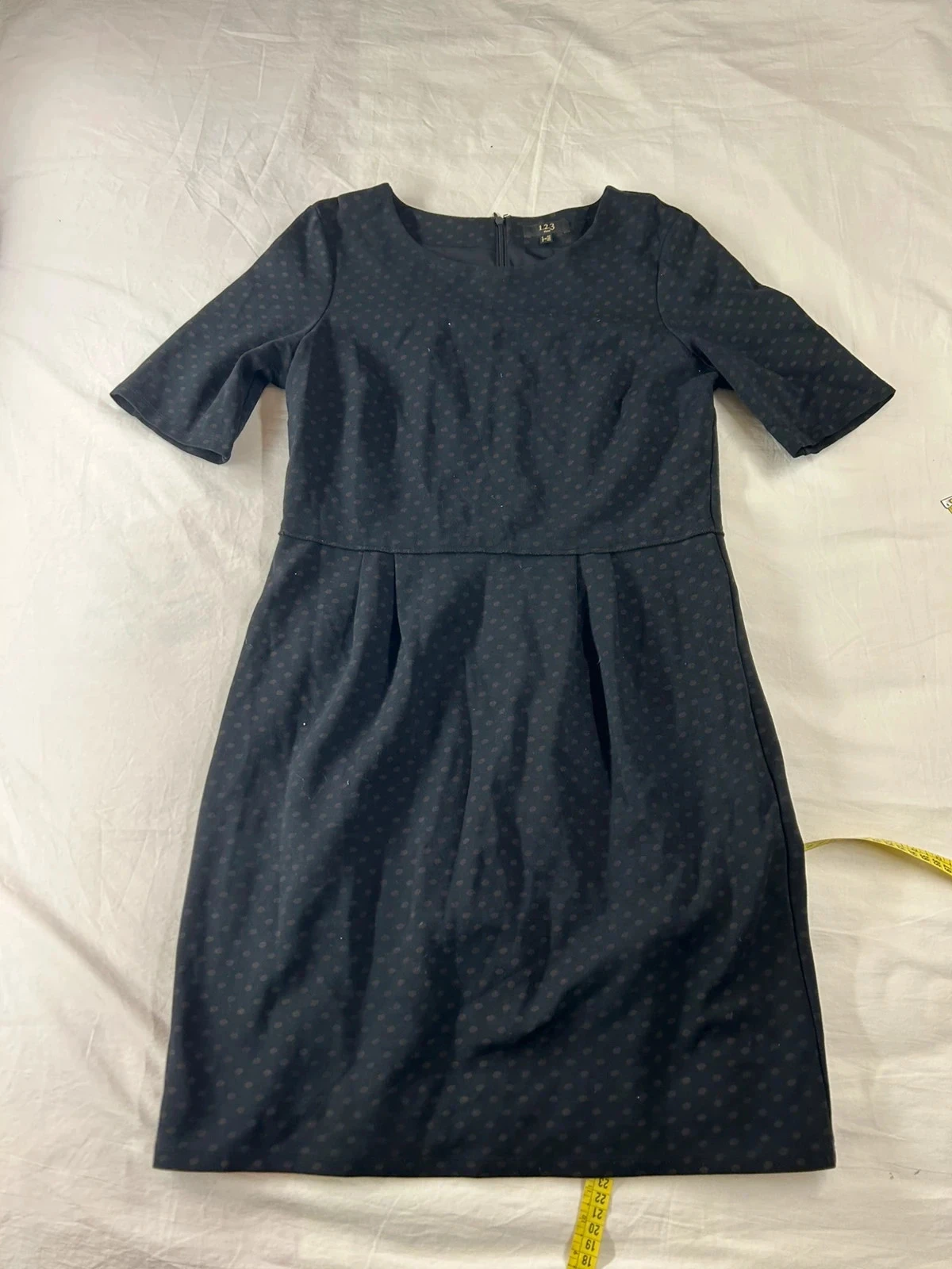 Robe noire 123 un deux trois
